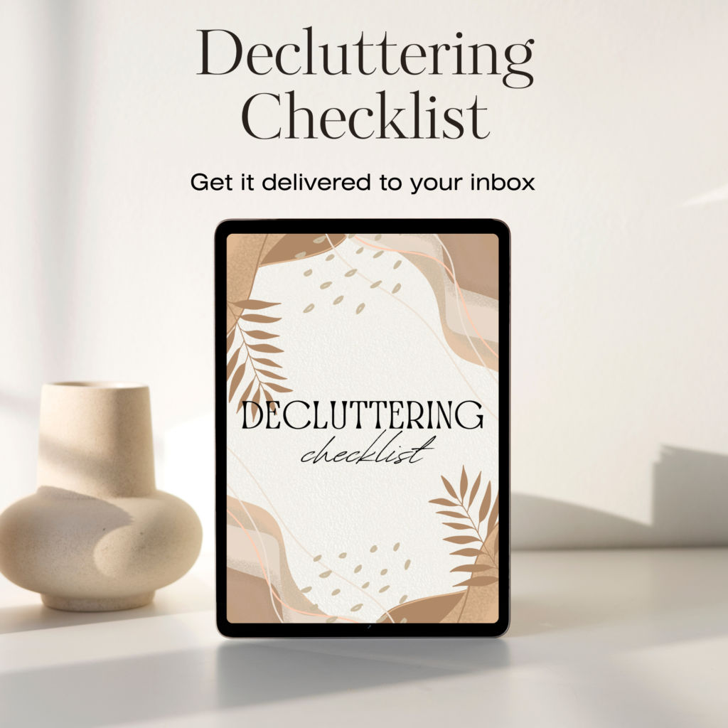 decluttering checklist mockup